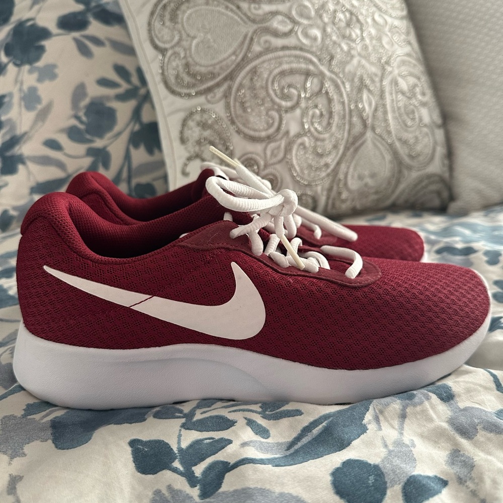 NWOT Nike Red and White Sneakers